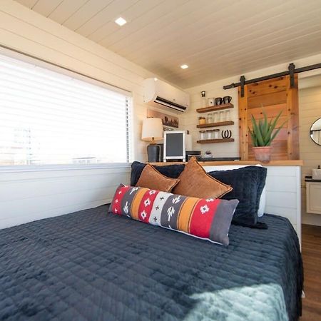 New The Buffalo-Shipping Container In 알파인 외부 사진