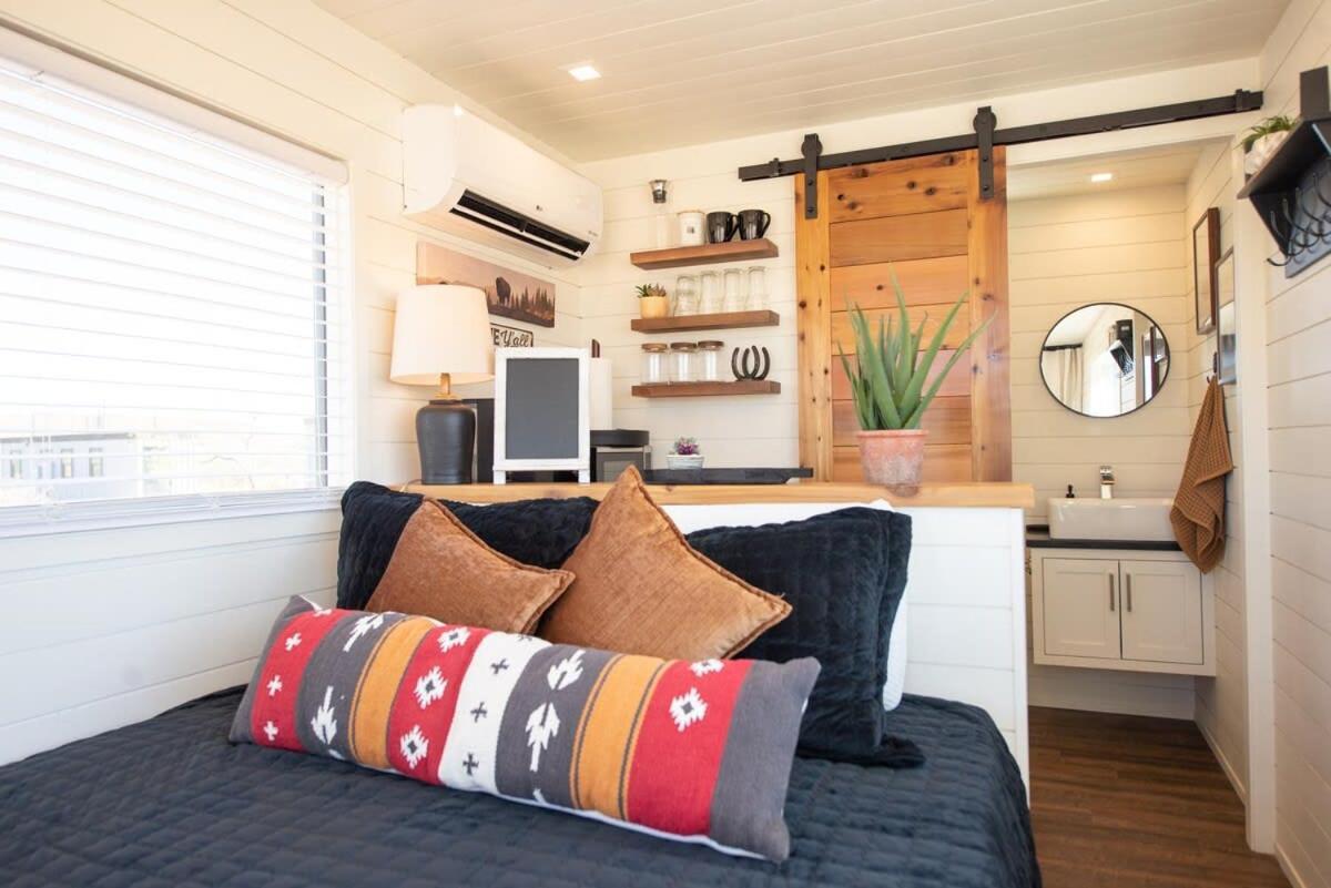 New The Buffalo-Shipping Container In 알파인 외부 사진